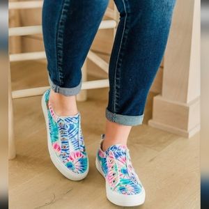 Blowfish Malibu Sneakers- Festival Tie Dye Blue Highlight